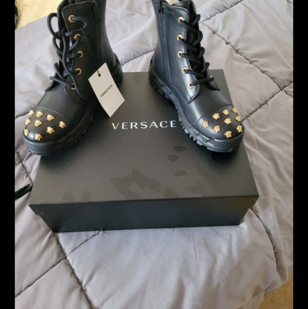 Versace  Boots - Picture 3 of 3